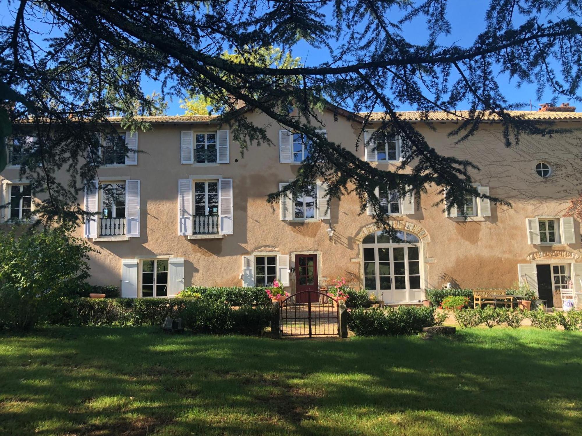 Bed and Breakfast Domaine En Reynouse Pierreclos Exteriér fotografie